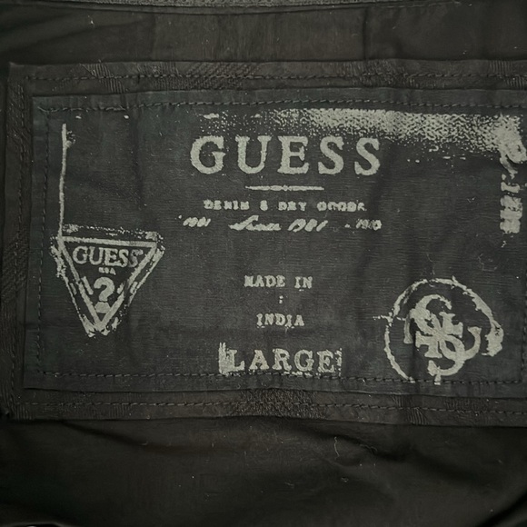 EUC Guess Men's Rock & Roll Rebellion Black Button Down Shirt Large - Picture 3 of 14